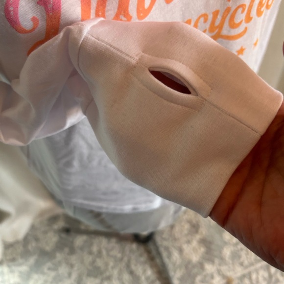 NWT ladies Harley Davidson long sleeve tshirt size medium - Picture 2 of 5